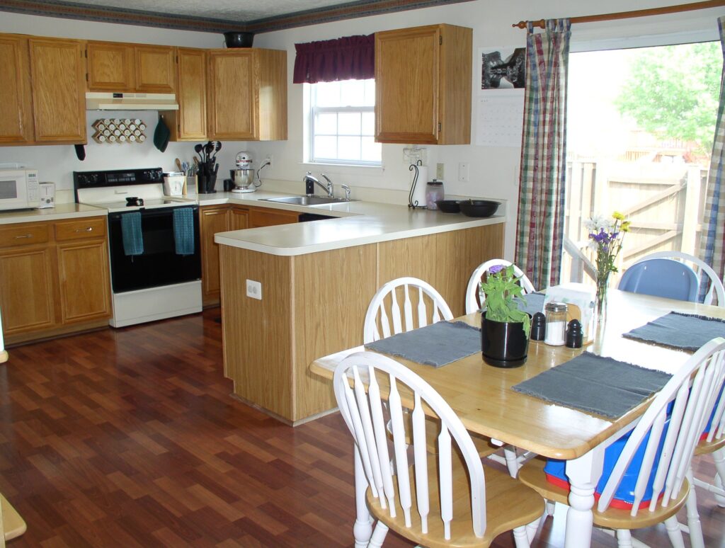 Kristen's townhouse kitchen