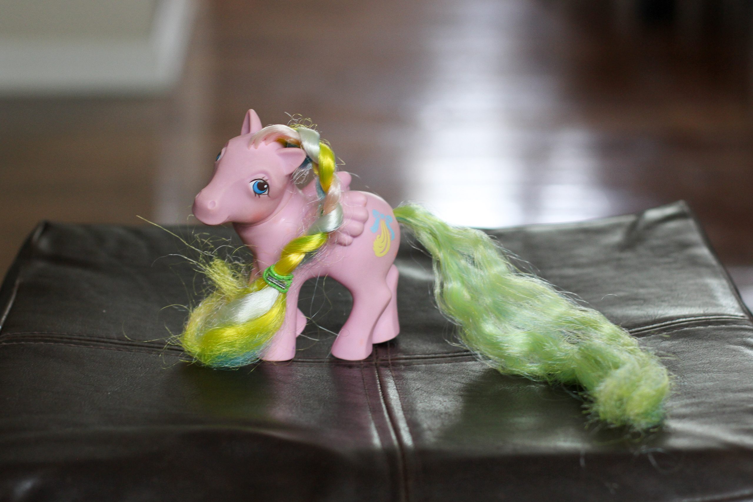 My Little Pony with adjustable tail