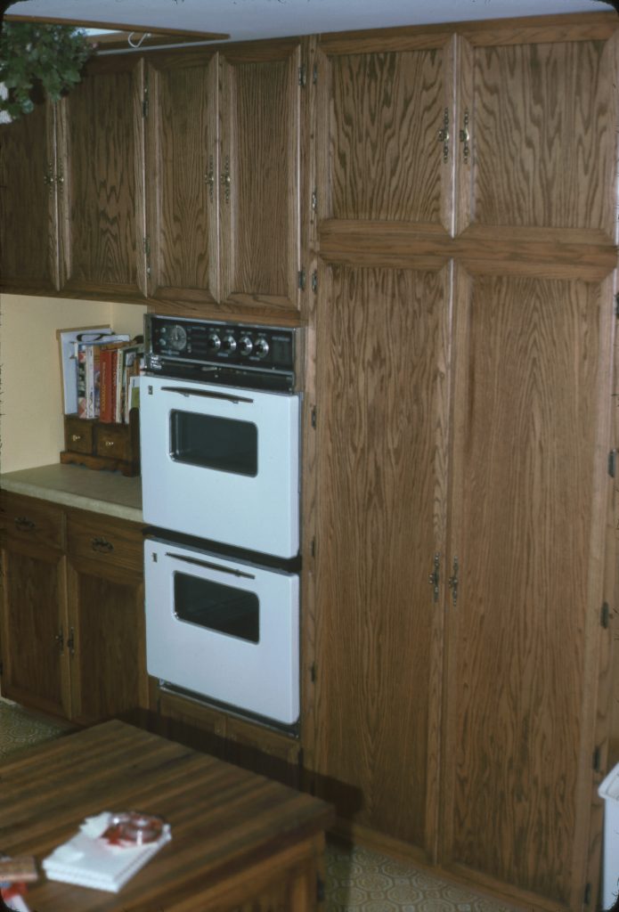 1970s kitchen