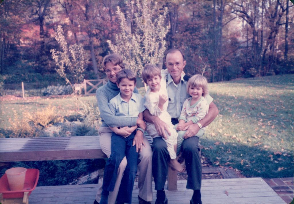 Kristen and her parents and siblings