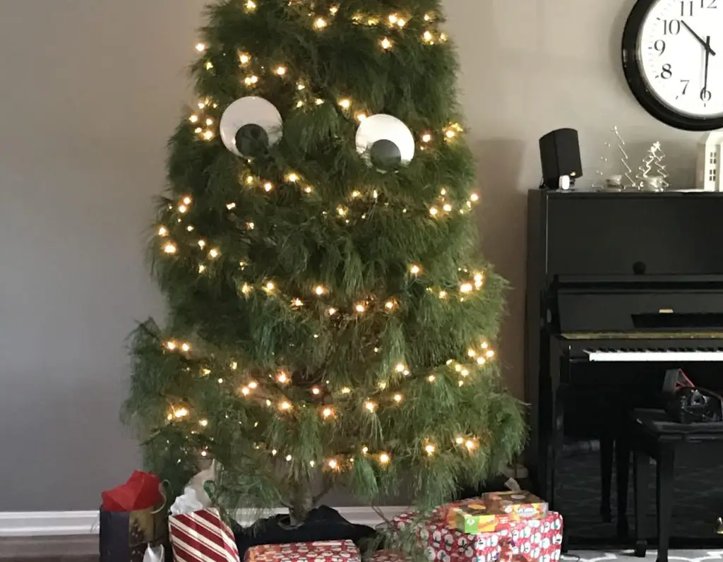 Christmas tree with eyeballs